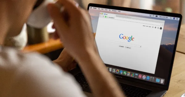 Bisnis B2B di Surabaya yang Memanfaatkan Jasa SEO Website Terbukti Lebih Cepat Ditemukan oleh Pengambil Keputusan Nasional